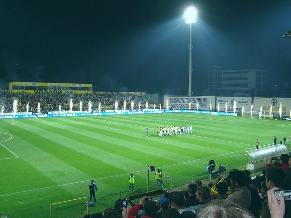 德甲赛季焦点：法兰克福·轮换深度与体能管理深度分析